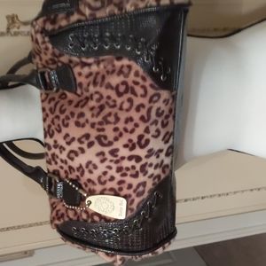 Ruby Rd leopard print purse, two zipper top openings, large compartments